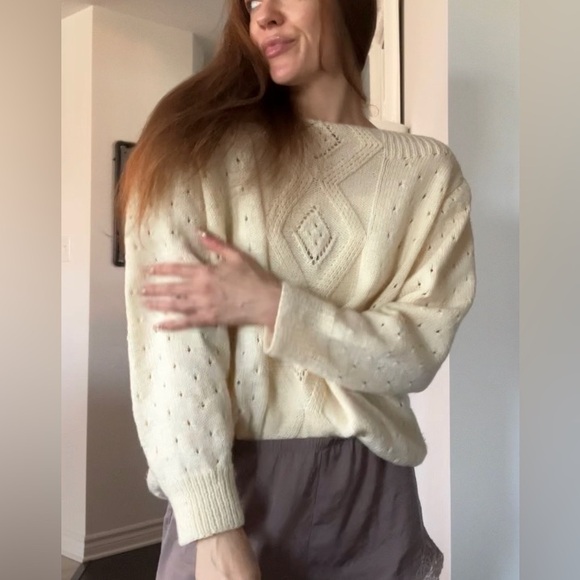 Vintage cream sweater - Picture 11 of 14